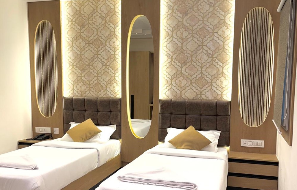 ROOMS_NAME