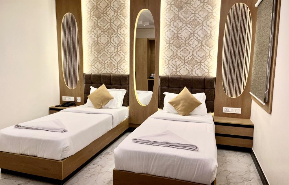ROOMS_NAME