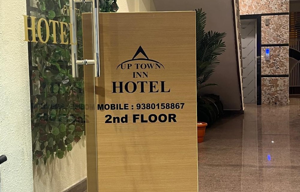 Indulge in a Sophisticated Stay at Uptown Inn in 21, 1st Main Rd, Rahmath Nagar, RT Nagar, Opp. Empire Restaurant, Bengaluru, Karnataka 560032